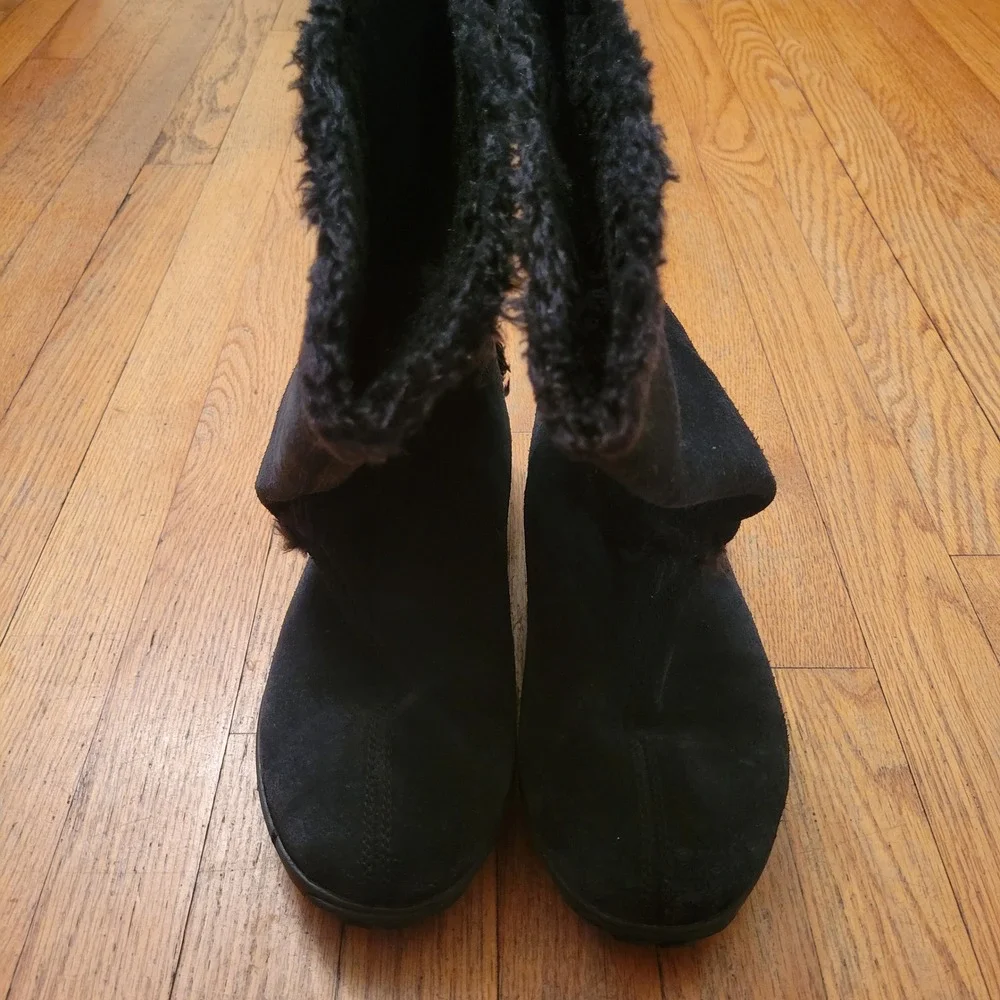 Timberland 11W Boots Black Suede Faux Fur Trim Mid Calf 61643 MUKLUK Winter